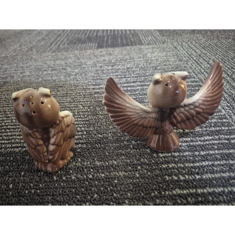 Vintage Ceramic Owl Salt & Pepper Shakers Made in Japan 3 inch‎